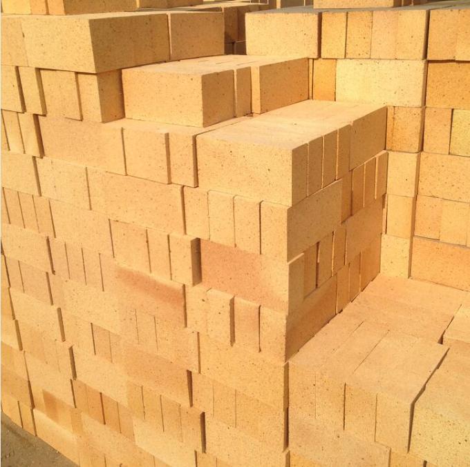 Ladrillo refractario del alto ladrillo de alúmina para los hornos des alta temperatura