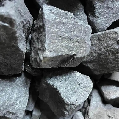 Grado industrial del metal de la aleación del ferrosilicón de la industria 10-50m m FeSi de la acería