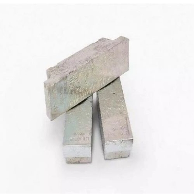 Peso ligero puro del lingote del magnesio de alta resistencia para los desplazadores de la velocidad del automóvil