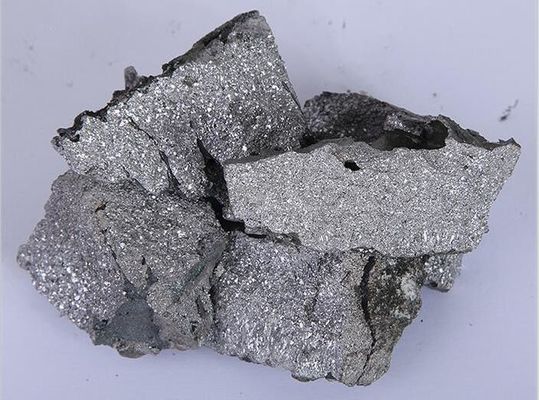 Carbono medio Chrome ferro del alto del carbono del grado de la fundición Cr ferro de Chrome el 60%