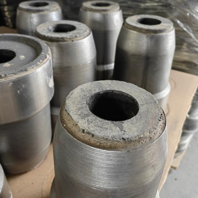 La parte superior de la cucharón equipa con inyector los materiales refractarios para el acero